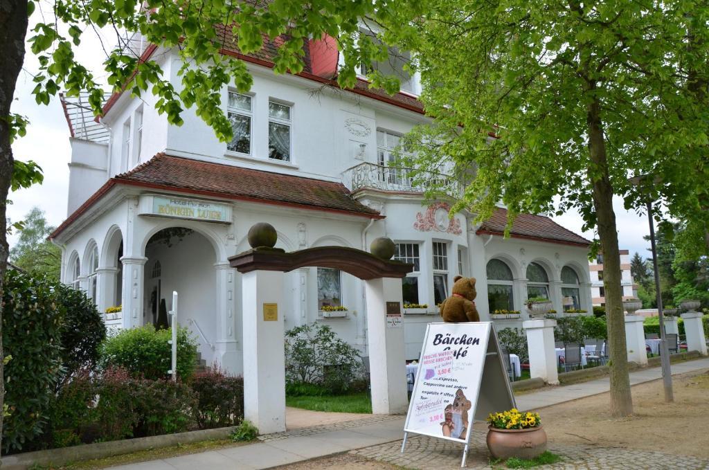 Hotel Villa Konigin Luise Bad Pyrmont Exterior foto