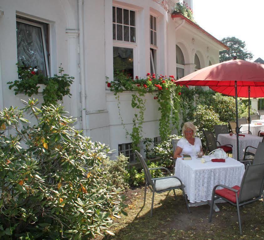 Hotel Villa Konigin Luise Bad Pyrmont Exterior foto